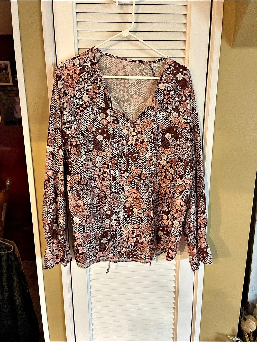 Floral Long Sleeve Blouse in Brown & Pink